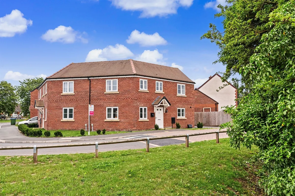 Ponies Close, Cheddington, Leighton Buzzard