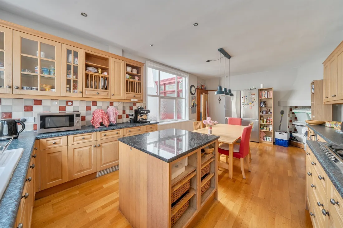 Property photo 6