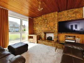 Grocyn Close, Colerne, Chippenham thumb 3