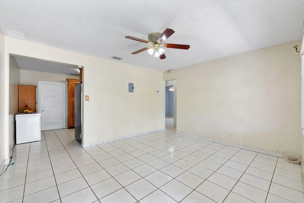 1302 SW 22nd Ave, Fort Lauderdale, FL 33312