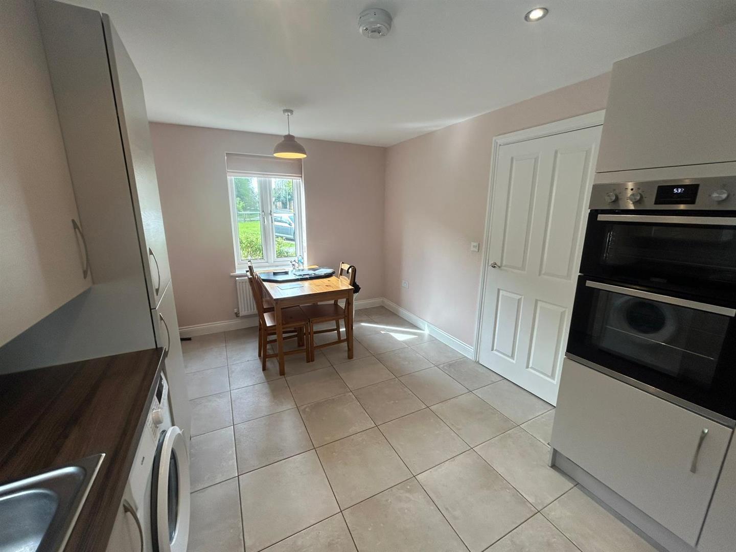 Red Road, Woodford Halse, Daventry Image 5