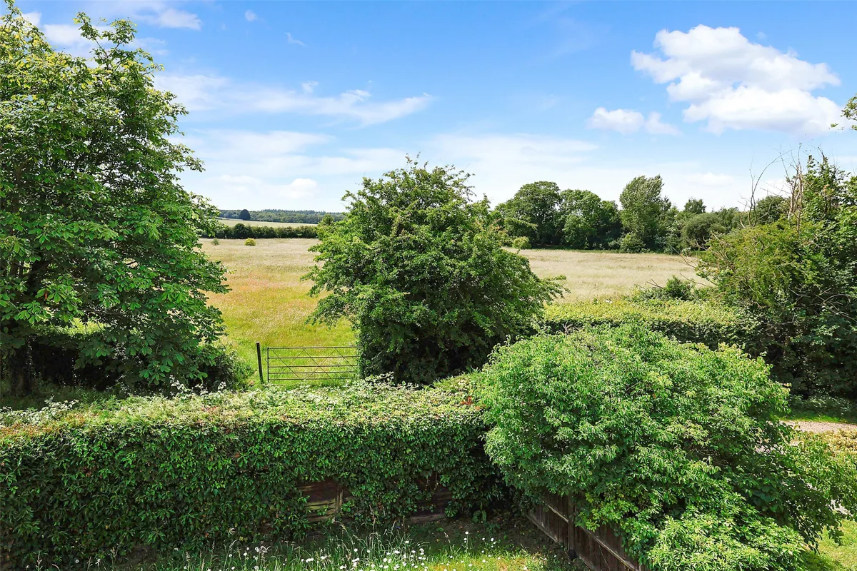 Back Lane, East Clandon, Guildford, Surrey, GU4