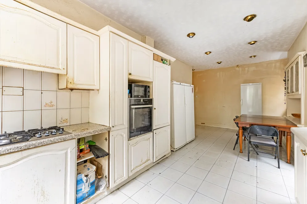 Lake View, Edgware, HA8 photo 9