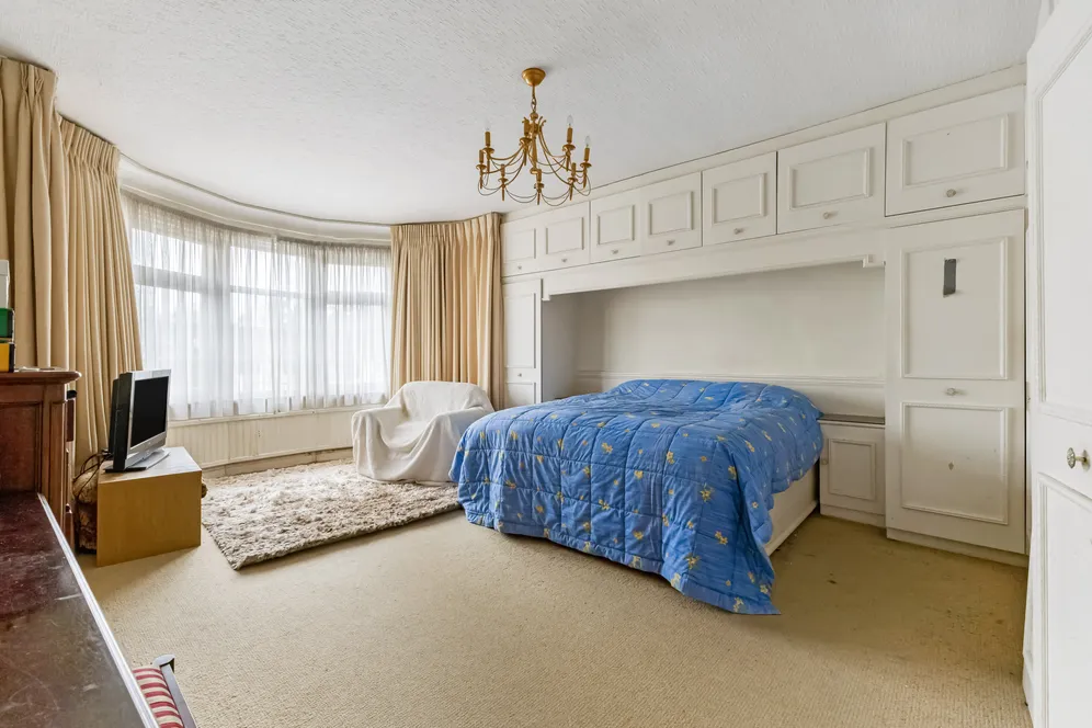 Lake View, Edgware, HA8 photo 11