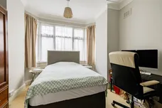 Lake View, Edgware, HA8 photo 13