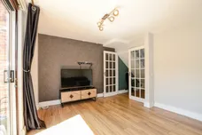 Holliers Way, HATFIELD