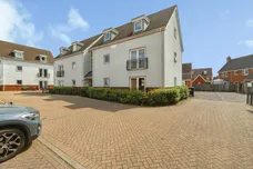 Victory Court, Diss