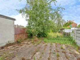Cherry Tree Lane, Rainham thumb 3
