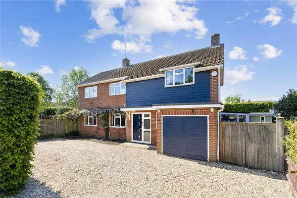 Northfield Road, Sherfield On Loddon, RG27