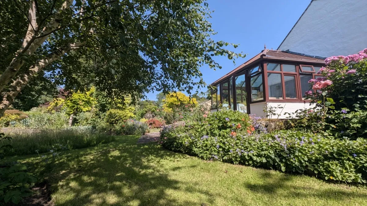 Llanrug, Caernarfon, Gwynedd, LL55