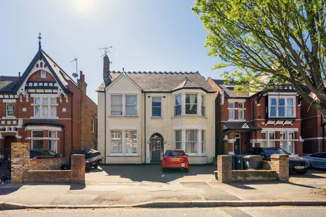 Gordon Road, Ealing, W5