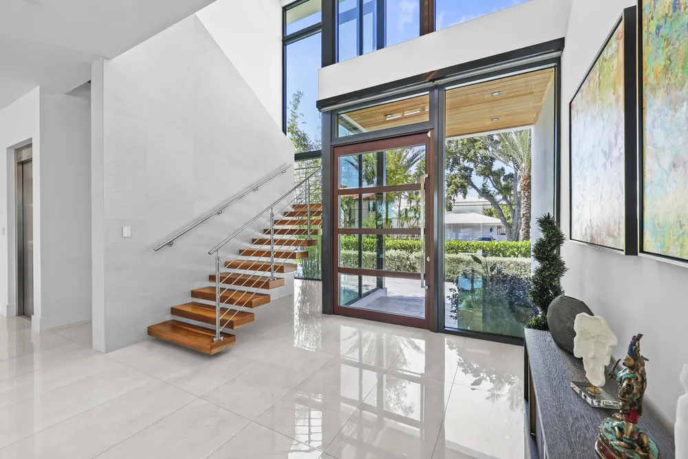 2863 NE 27th St, Fort Lauderdale, FL 33306