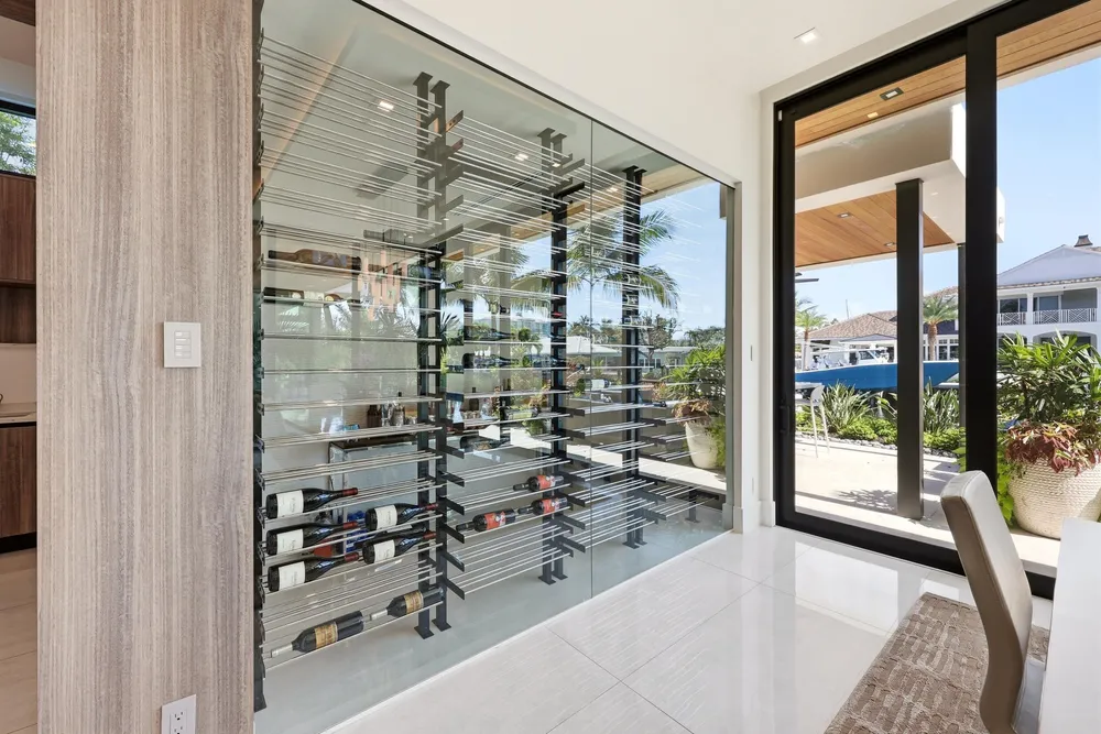 2863 NE 27th St, Fort Lauderdale, FL 33306
