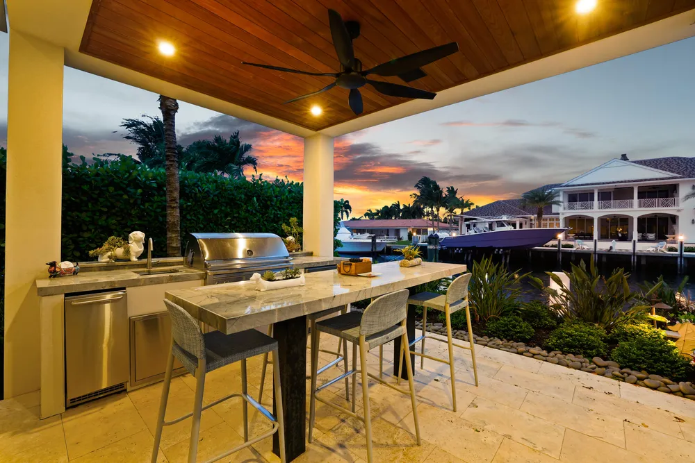 2863 NE 27th St, Fort Lauderdale, FL 33306
