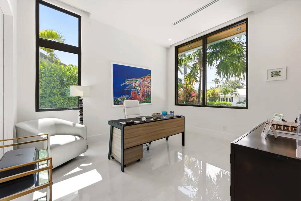 2863 NE 27th St, Fort Lauderdale, FL 33306