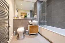 Singer Mews London SW4 photo 6