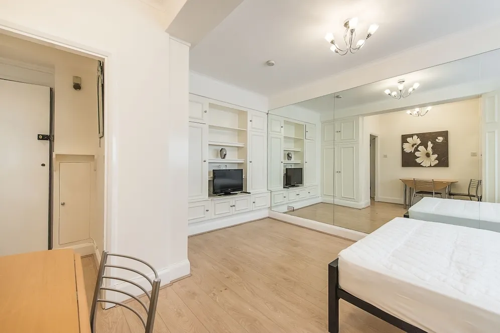 Sloane Avenue Sloane Square SW3 photo 8