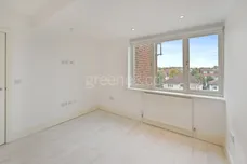 Finchley Road London NW11 photo 11