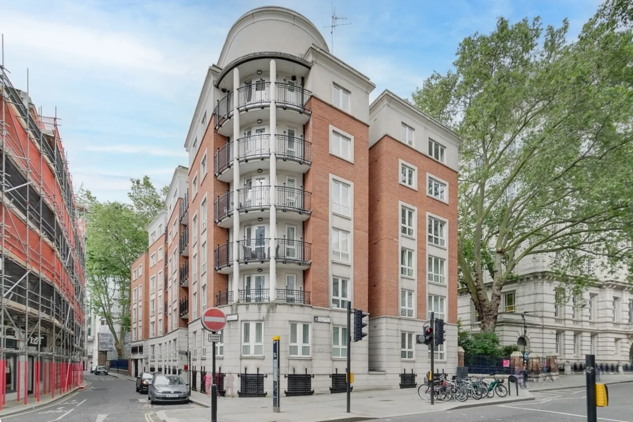 Little Britain London EC1A photo 15