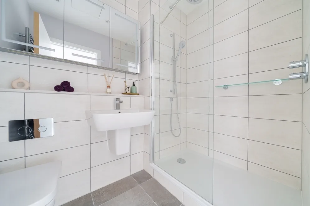 Kooky Redhill, 1 Marketfield Way Redhill RH1 photo 9