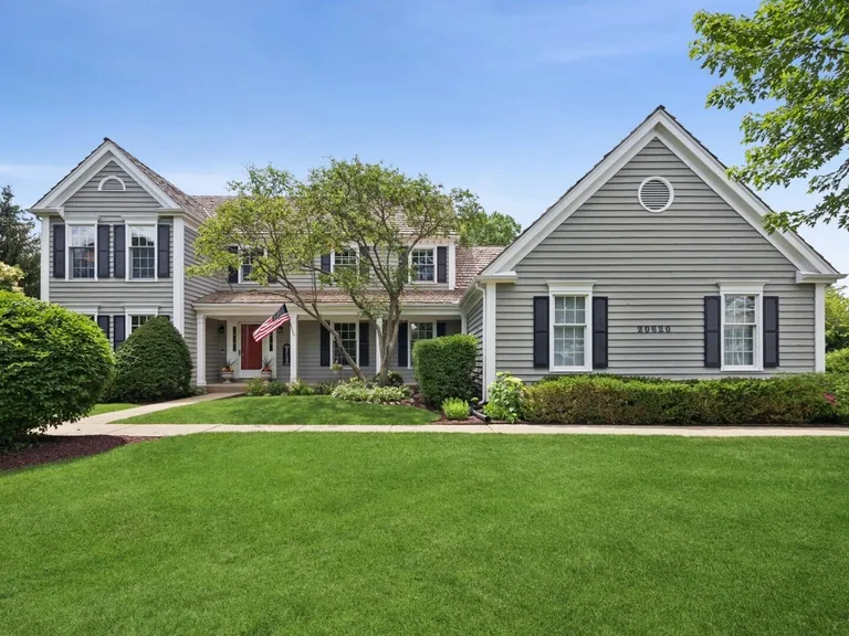 20620 N Swansway, Deer Park, IL 60010