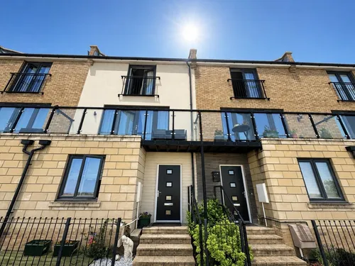 Kestrel Road, CORBYphoto