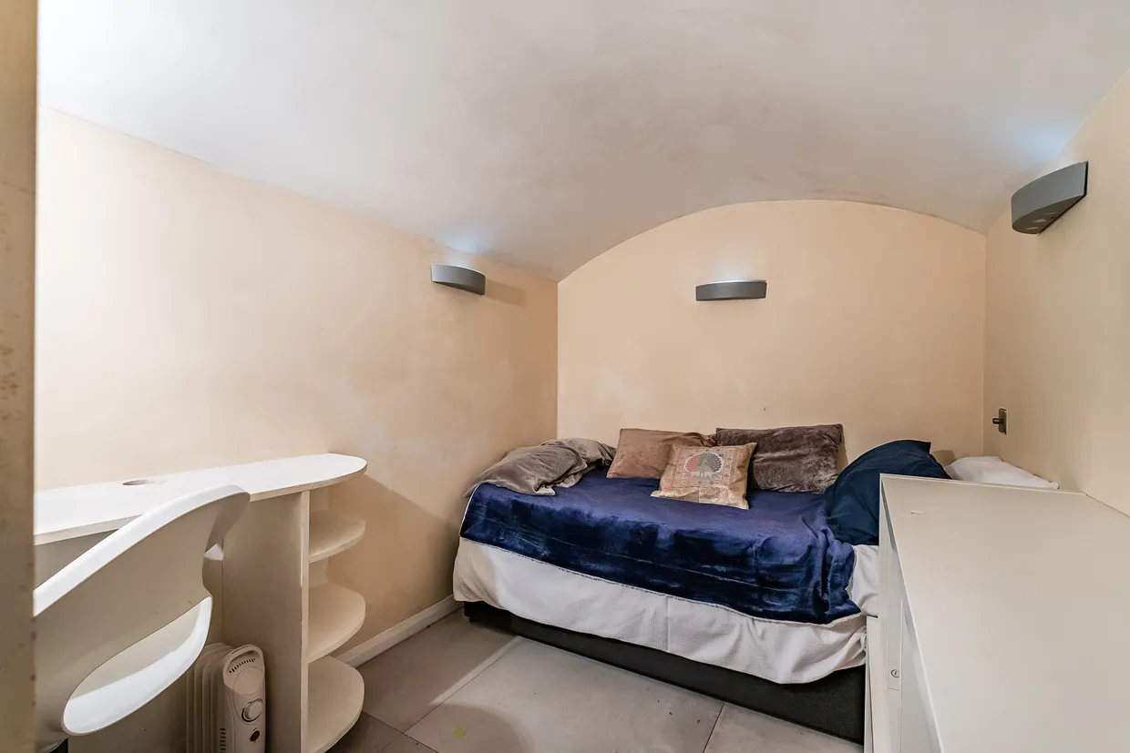 Elsham Road, London, W14 photo 11