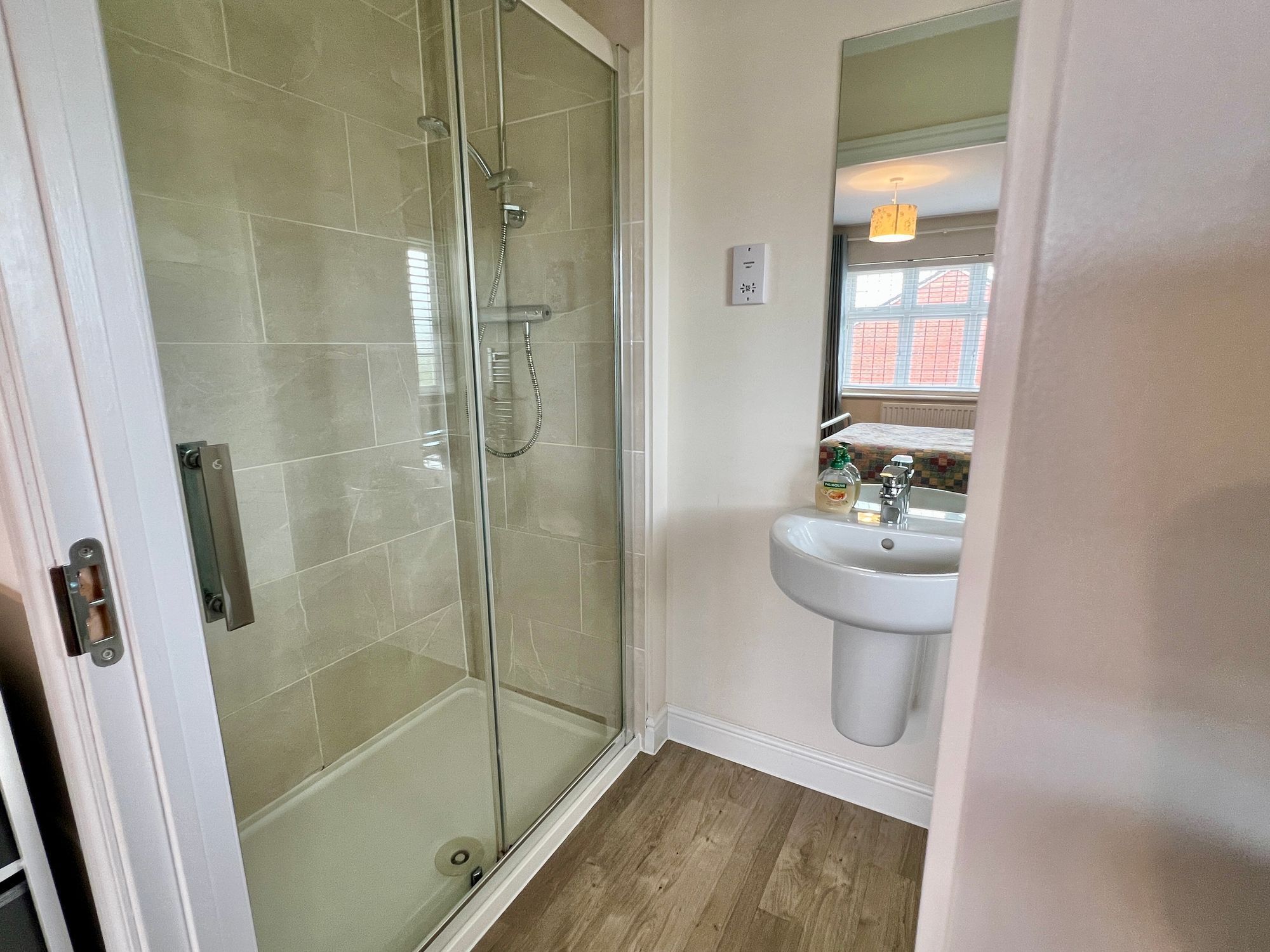 Hardys Road, Bathpool - NO onward chain! Image 13