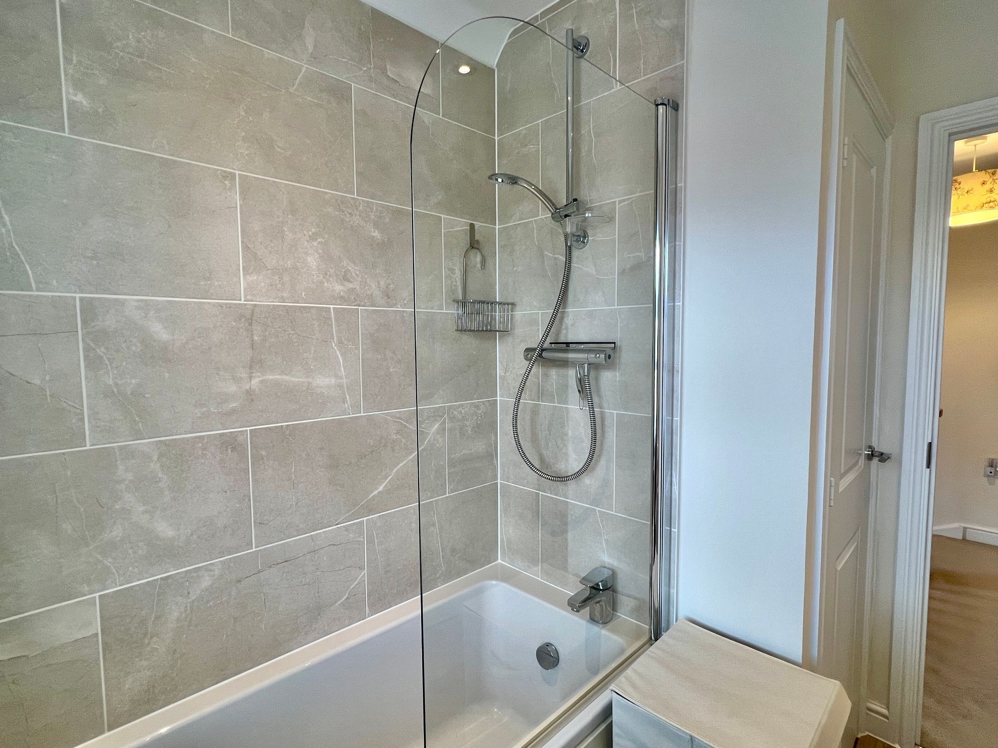 Hardys Road, Bathpool - NO onward chain! Image 17