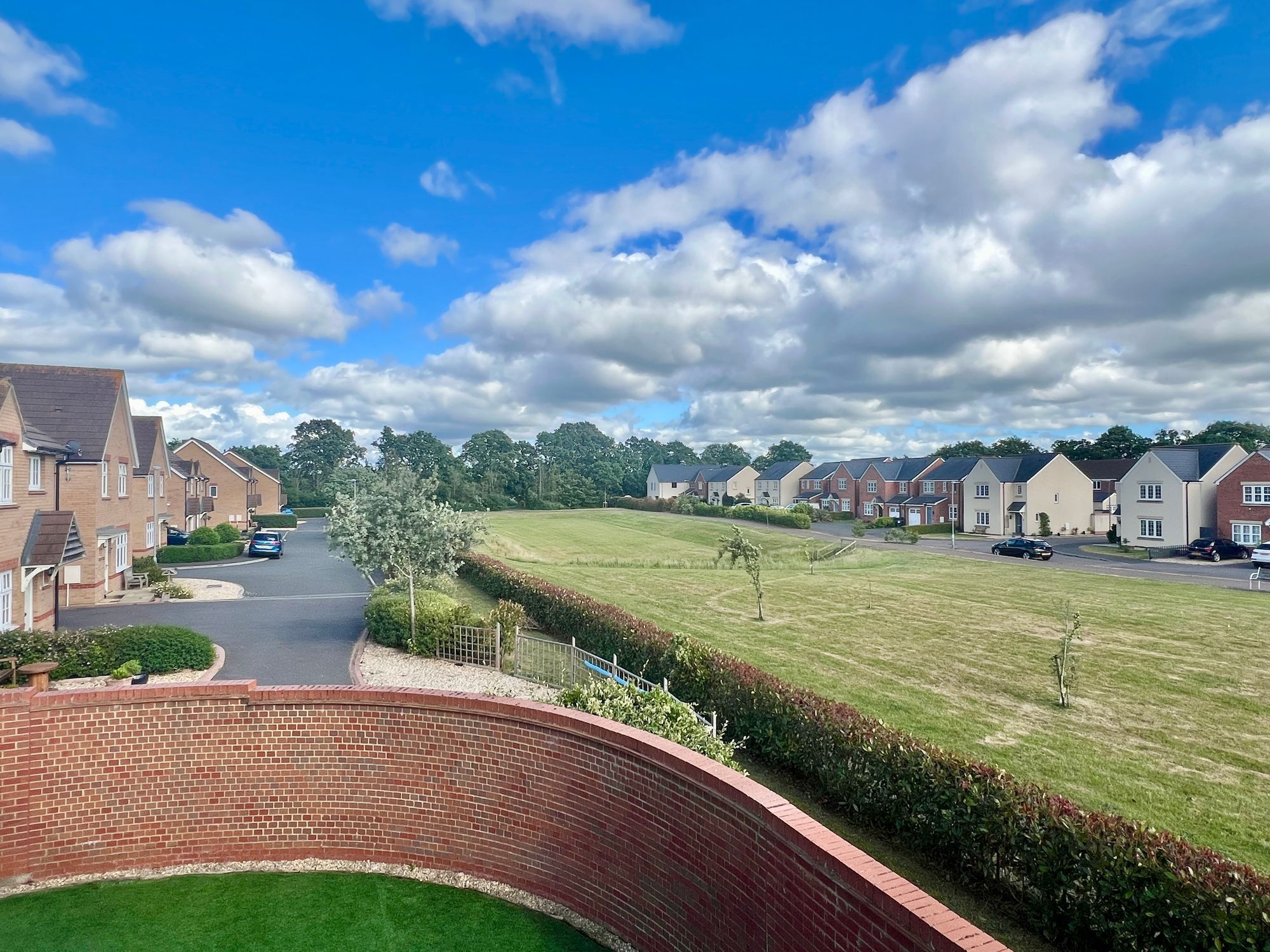 Hardys Road, Bathpool - NO onward chain! Image 20