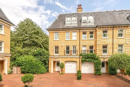Langdon Park, Teddington, TW11