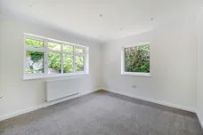 Tupwood Lane, Caterham, CR3 photo 4