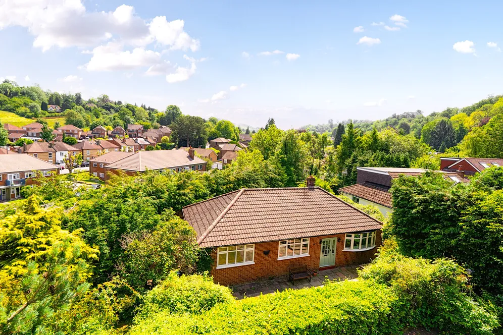 Tupwood Lane, Caterham, CR3 photo 8