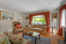 Grange Lane, Hartley Wintney, RG27 photo 5
