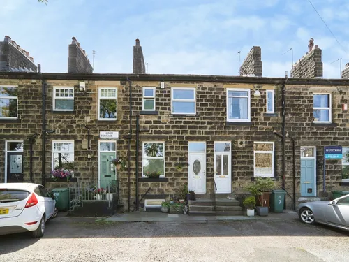 Henry Terrace, Yeadon, Leedsphoto