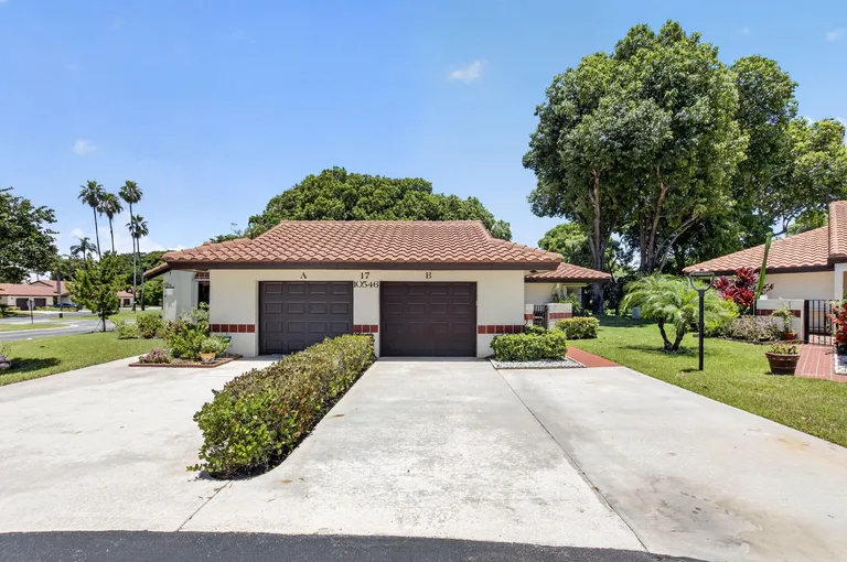 10546 Beach Palm Ct, Boynton Beach, FL 33437