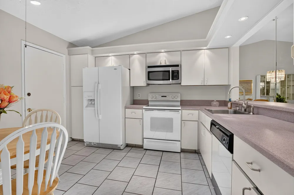 10546 Beach Palm Ct, Boynton Beach, FL 33437