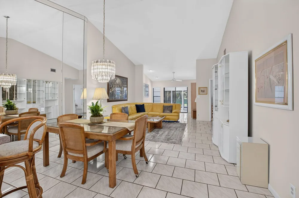 10546 Beach Palm Ct, Boynton Beach, FL 33437