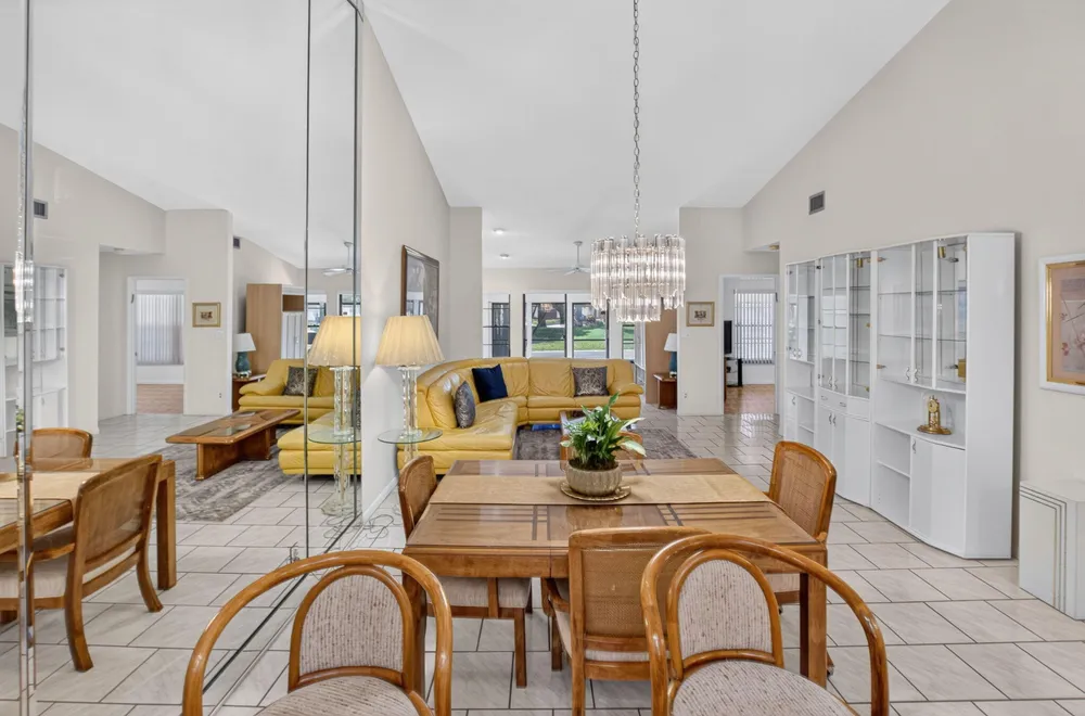 10546 Beach Palm Ct, Boynton Beach, FL 33437