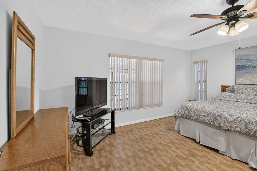 10546 Beach Palm Ct, Boynton Beach, FL 33437