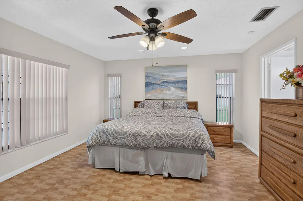 10546 Beach Palm Ct, Boynton Beach, FL 33437