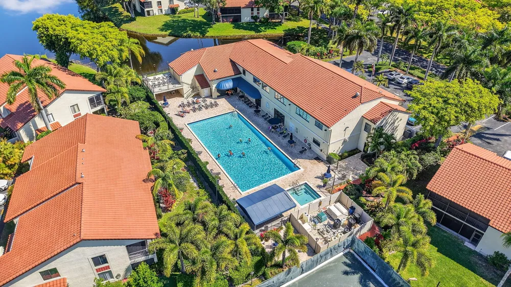 10546 Beach Palm Ct, Boynton Beach, FL 33437