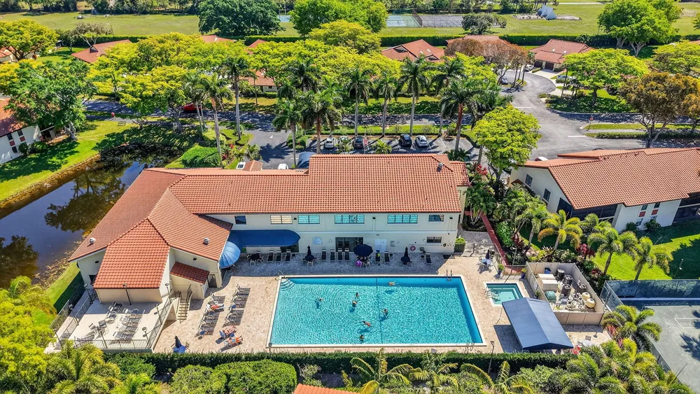 10546 Beach Palm Ct, Boynton Beach, FL 33437