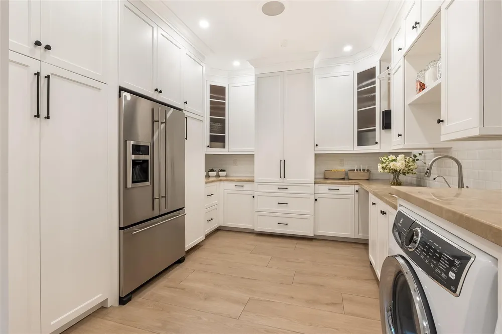 2825 Hackney Rd, Weston, FL 33331