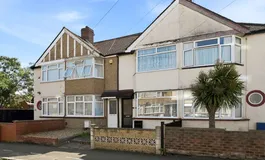 Sunningdale Avenue, Hanworth, TW13