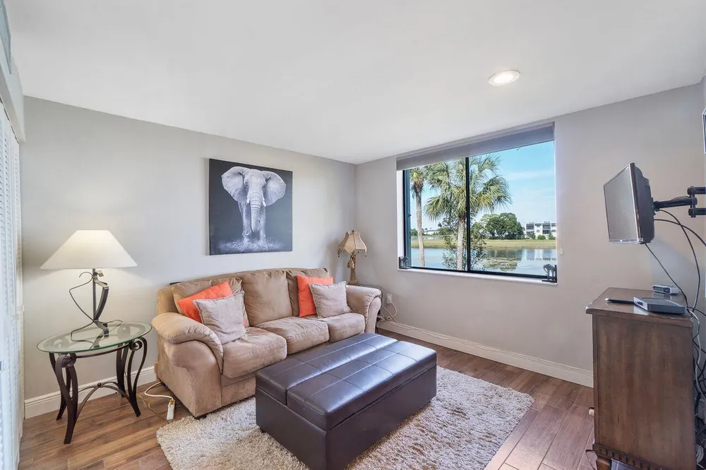 4832 Esedra Ct, Lake Worth, FL 33467