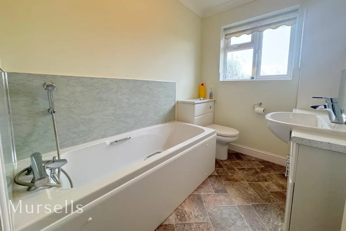 Ballard Close, Lytchett Matravers, Poole, BH16