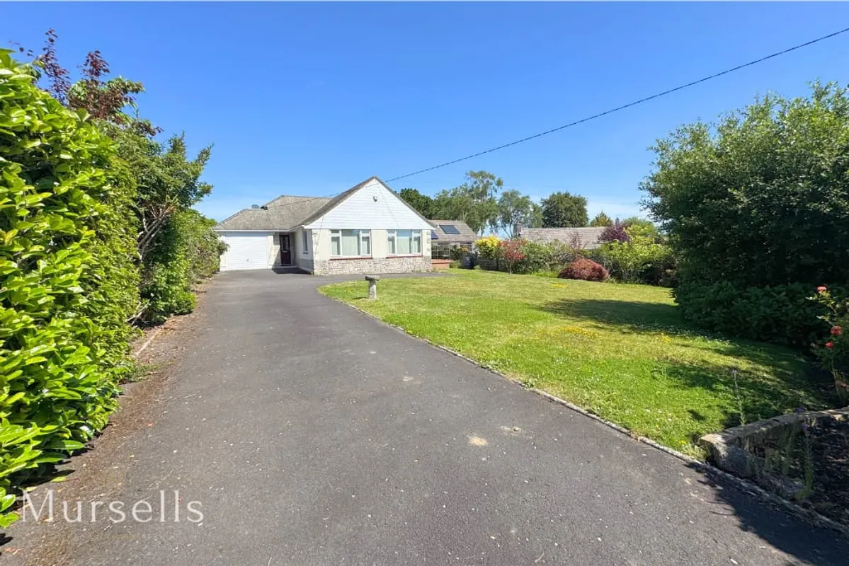 Ballard Close, Lytchett Matravers, Poole, BH16