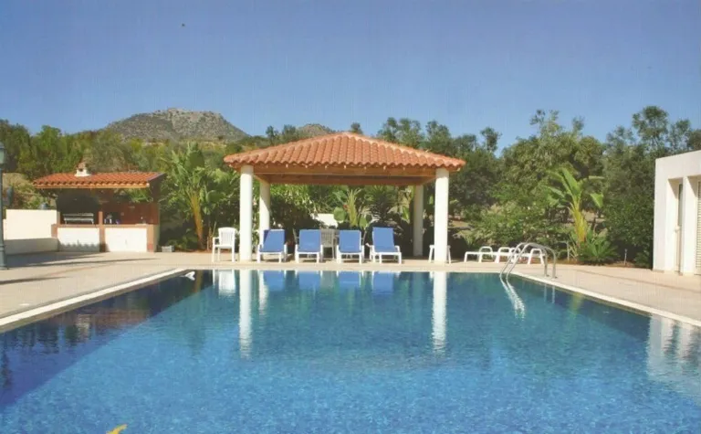 4 B/R Villa : Limassol, Monagrouli