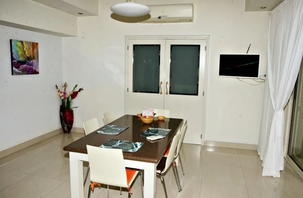 4 B/R Villa : Limassol, Monagrouli